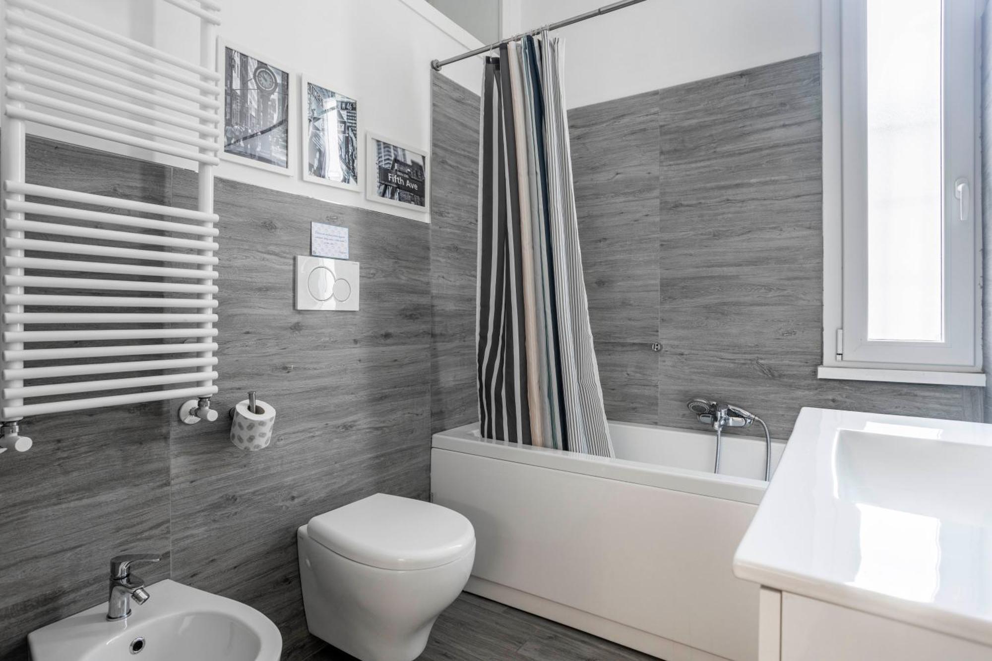 Merulana Deluxe Apartment Rom Exteriör bild