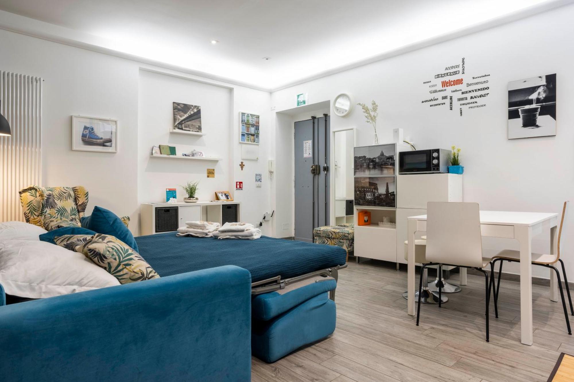 Merulana Deluxe Apartment Rom Exteriör bild