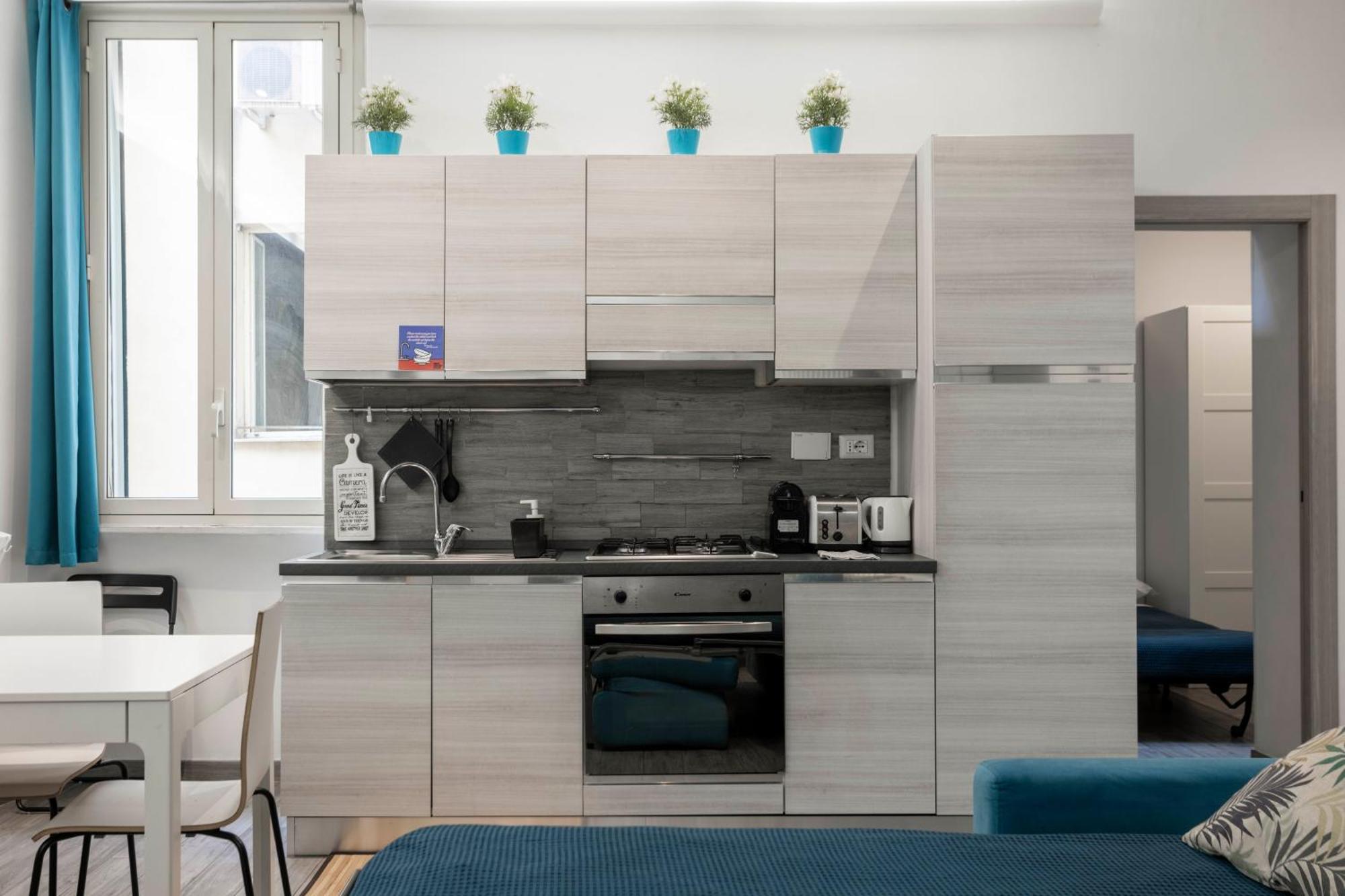 Merulana Deluxe Apartment Rom Exteriör bild